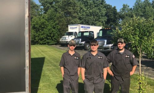 Selking International Trucks - Decatur