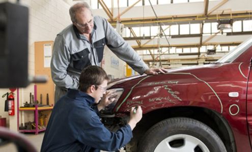 Keyes Brothers Auto Body Mineral Point