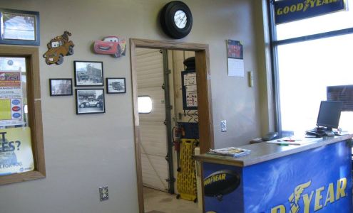 Lau's Auto Care Center Sturgeon Bay
