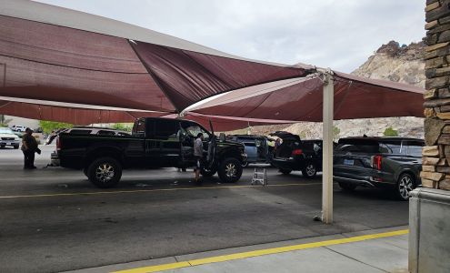 Horizon Village Square Car Wash