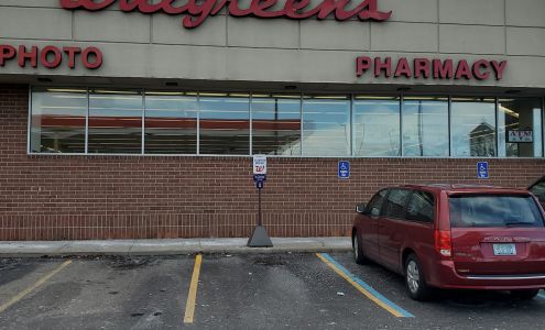 Walgreens Madison Heights