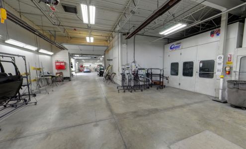 Stew Hansen Collision Center - Clive