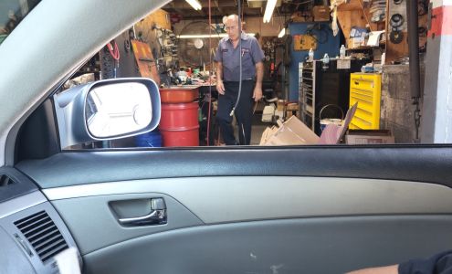 Stu’s AE Transmission Complete Auto Repair