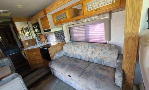 Gary's Auto Sales Attica