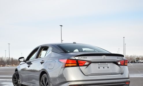 Hoselton Pre-Owned Super Center