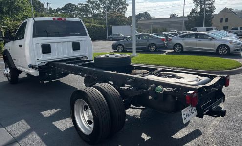 DriveWay Motors Inc.