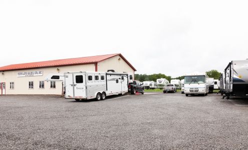 White Auto Sales & RVs Summersville