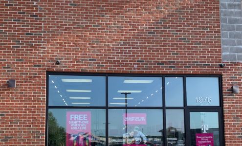 T-Mobile Authorized Retailer