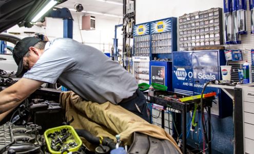 Bob's Service Center