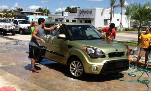 Donald Auto Repair Hollywood