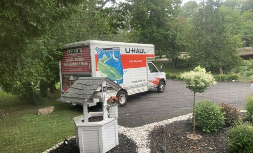 U-Haul Neighborhood Dealer