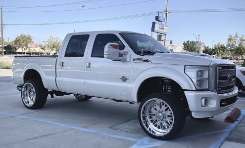 A V Sport Truck & Off-Road Center