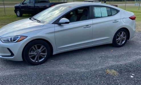 Hones Ed's Used Cars LLC Geneva