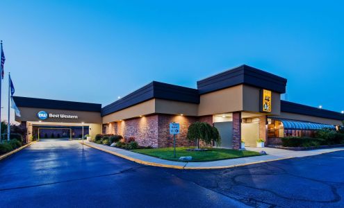 Best Western Woodhaven Inn