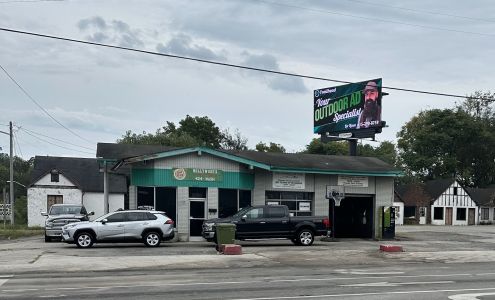 Hollywood's Car Care Pulaski