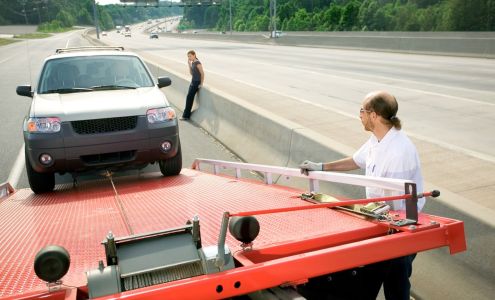 Manny's St. David Automotive & towing Saint David