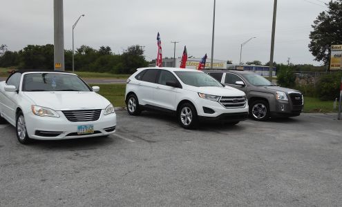 2 Girls 1 Sponge Carwash