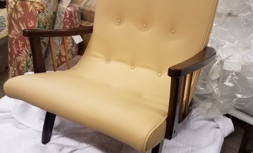 Snellgrove's Upholstery & Auto