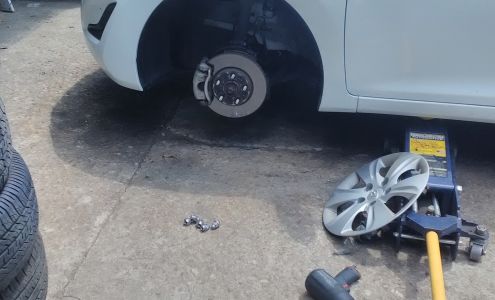 Elmore Tire & Service Center Elmore