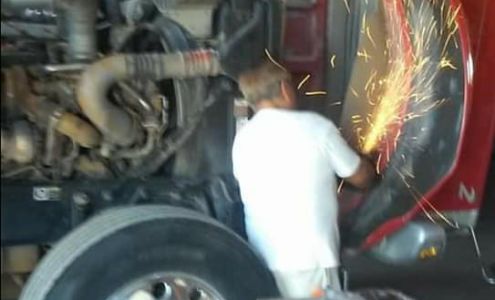 Lupe's body & paint shop