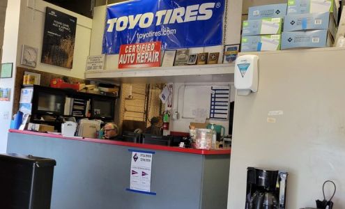 Cedar Crest Tire Cedar Crest