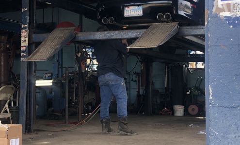 R Vasquez Mufflers &Radiators San Benito