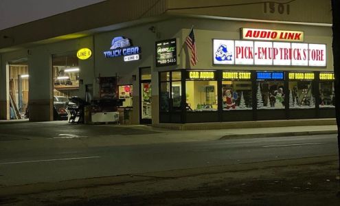 Pick-Em Up Truck Store of Tulare