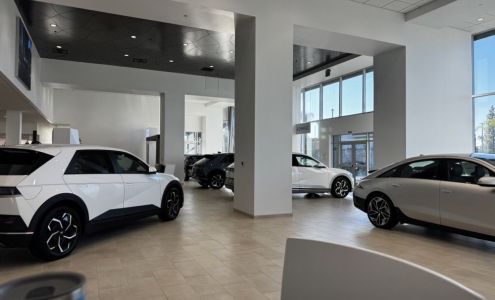 CardinaleWay Hyundai - Glendora