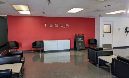 Tesla Service Center