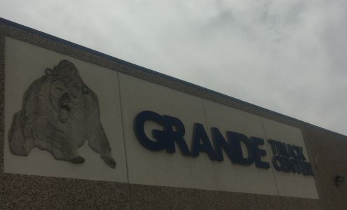 Cavender Grande Ford