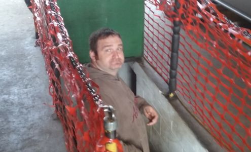 Johnson’s Quick Lube. Warren