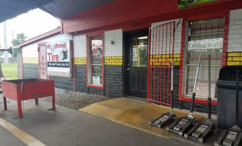 Woodforest Tire Shop