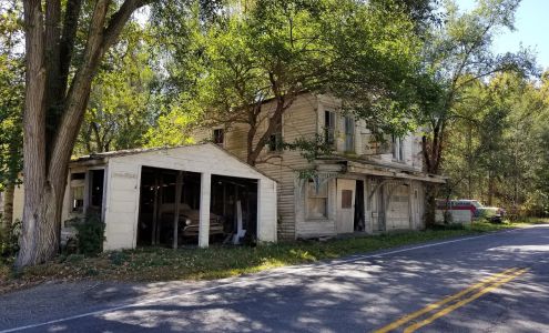 Costa Used Cars & Towing