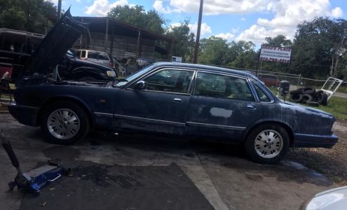 Rhodes Paint & Body Shop