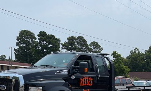 Reese's Towing and auto repair 24 hour towing