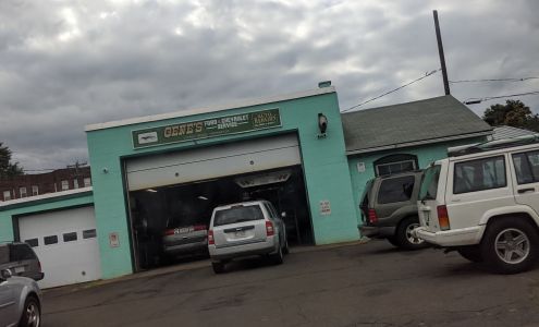 Gene's Ford & Chevrolet Services Holyoke