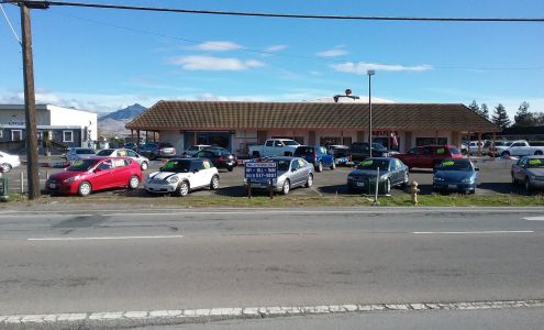 Hollister Wholesale (Autos)