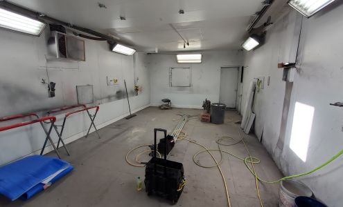 Carlson's Auto Body Inc