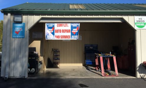 Lara's Smog Station Soledad