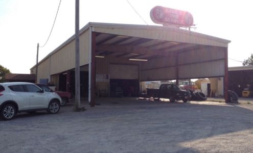 Gene's Tire Barn