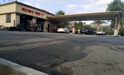 Hector's Tires