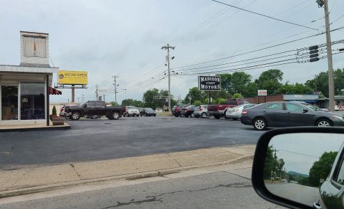 Madison Street Motors