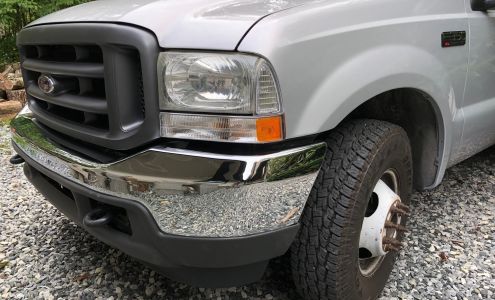 Carlos' & Son's Body Shop