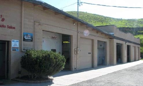 Russell's Auto Salon