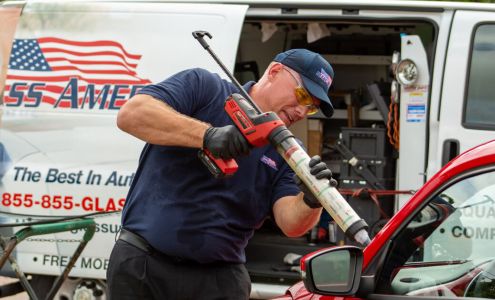 Auto Glass Service-Cookeville, TN