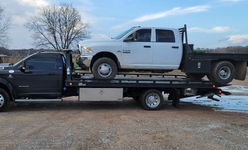 Joes towing service Potts Camp