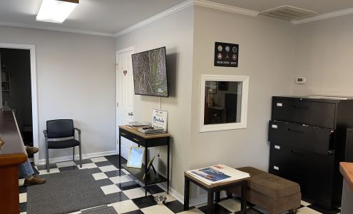 Autobahn Service Center Inc.