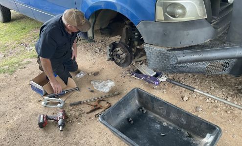 Hill's Auto Repair Commerce