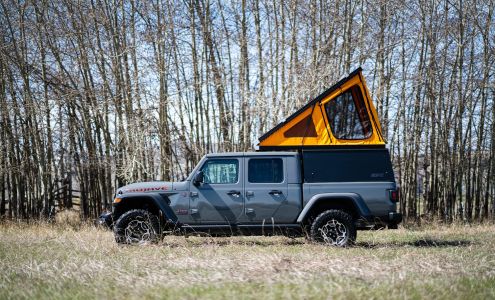 Hatch Adventures - 4WD Vehicle Rentals