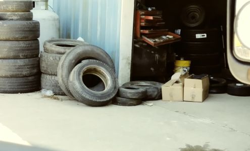 Andrews Tire Service Inc